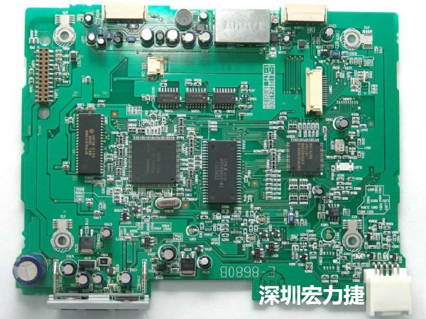 大面積PCB若電子元器件數(shù)量多、重量較重，板材強(qiáng)度不夠時(shí)容易產(chǎn)生PCB中央部凹陷問(wèn)題。