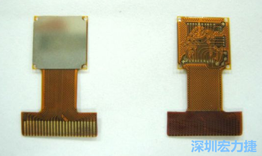 FPC可設(shè)計(jì)的電路復(fù)雜度與密度，比PCB遜色，但可適應(yīng)結(jié)構(gòu)的彈性結(jié)構(gòu)，成為電子產(chǎn)品設(shè)計(jì)重點(diǎn)。